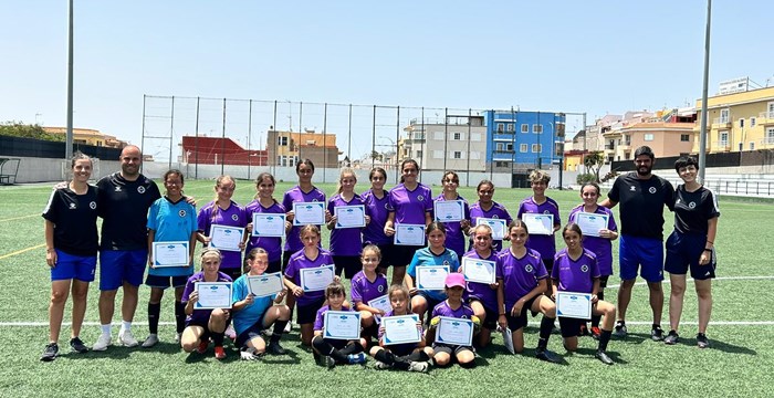 Concluye el campus FIFT de fútbol femenino en Tenerife