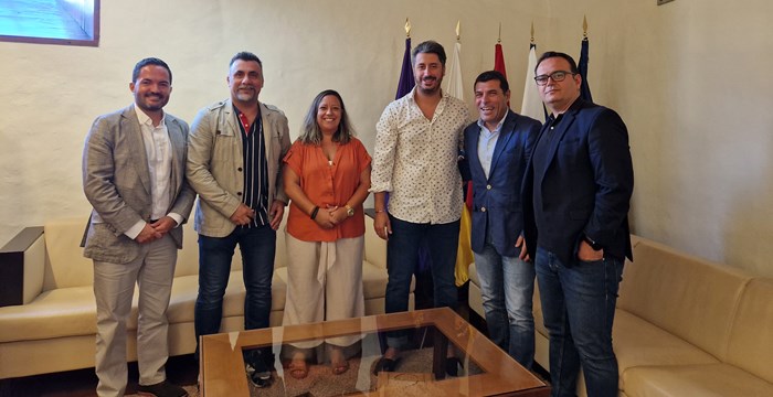 Reunión institucional con el Ayuntamiento de la Laguna